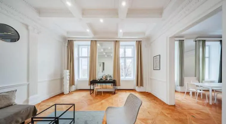 Vienna 1St District Retreat Apartment
