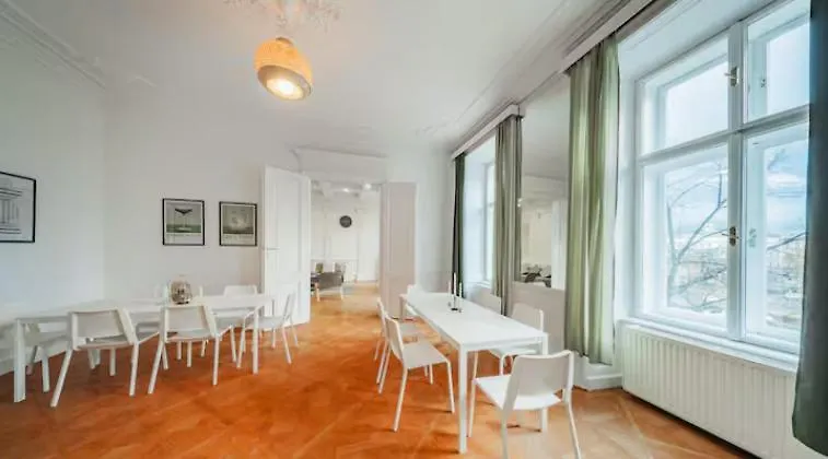 Vienna 1St District Retreat Apartment